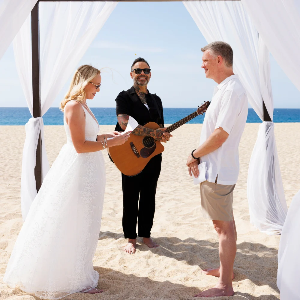 Getaway Weddings, Vow Renewals & Serenades